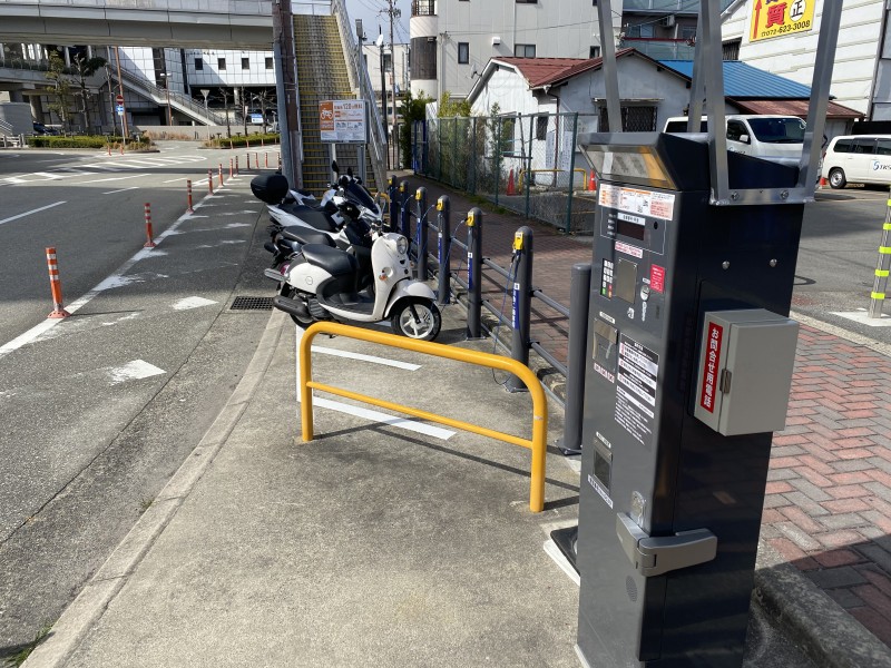 【エコステーション21】千里丘駅東交差点バイク駐車場